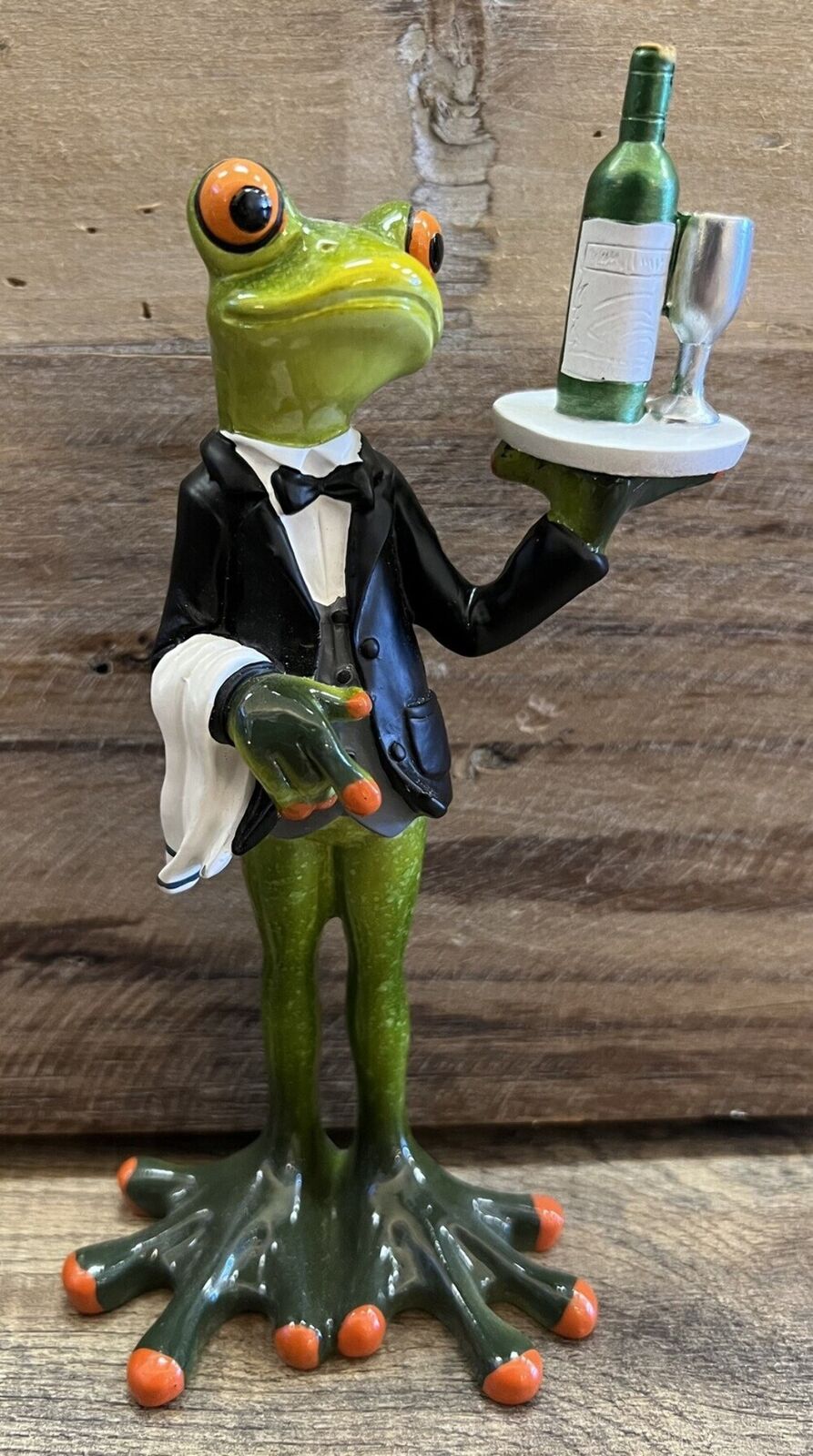 Frog wine server ,resin figurine  7\