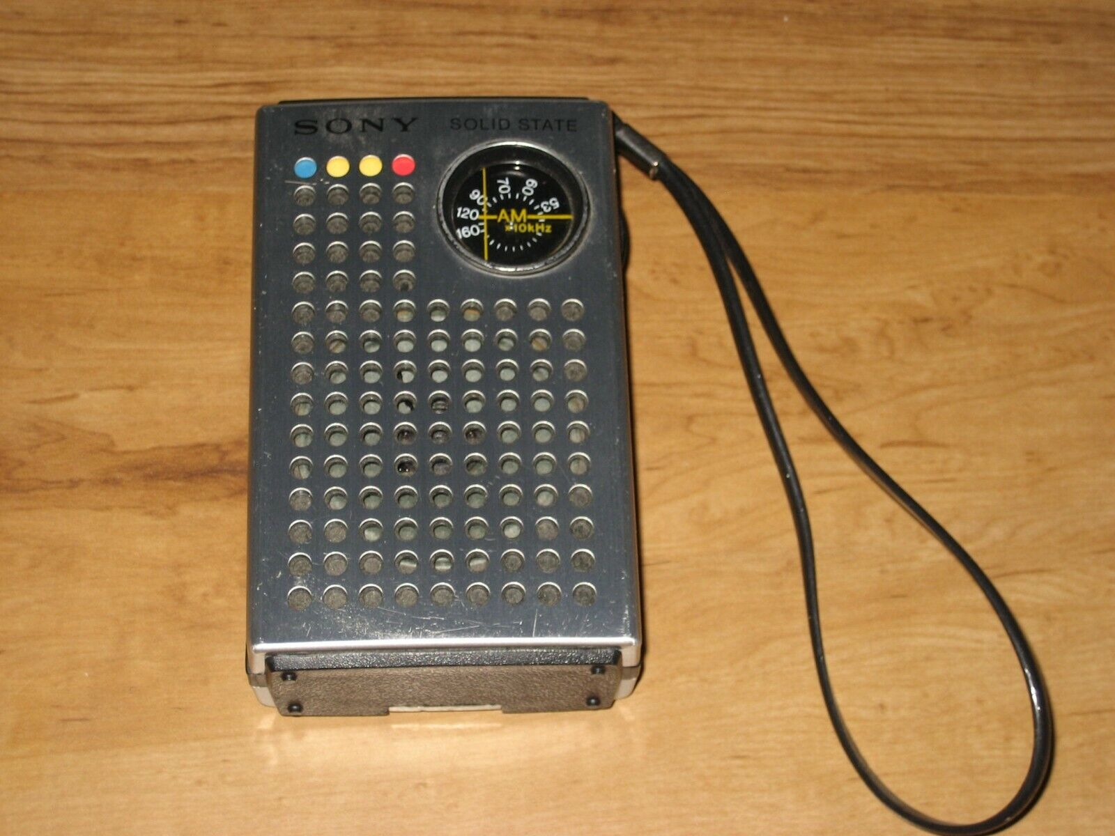 Vintage Sony Model TR4100 Pocket Transistor Radio-Works