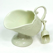 Mint or Nut Server and Scoop White Vintage Victorian Design A Special Place 2004 picture