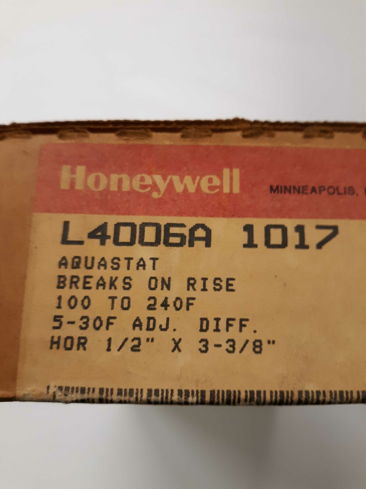 Honeywell L4006A1017 Aquastat breaks on rise 100-240F range 5-30F adj diff.