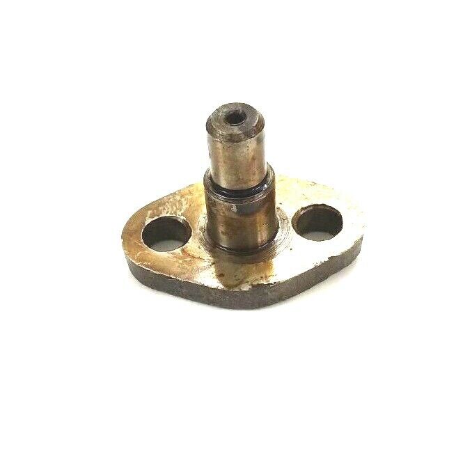 M.F Pin Pump Support Part No 898643M1 Model 245