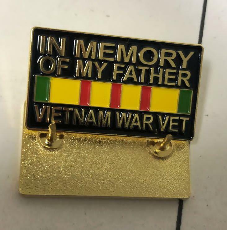 VIETNAM VETERAN IN MEMORY OF MY FATHER VIETNAM WAR VET LAPEL HAT PIN 