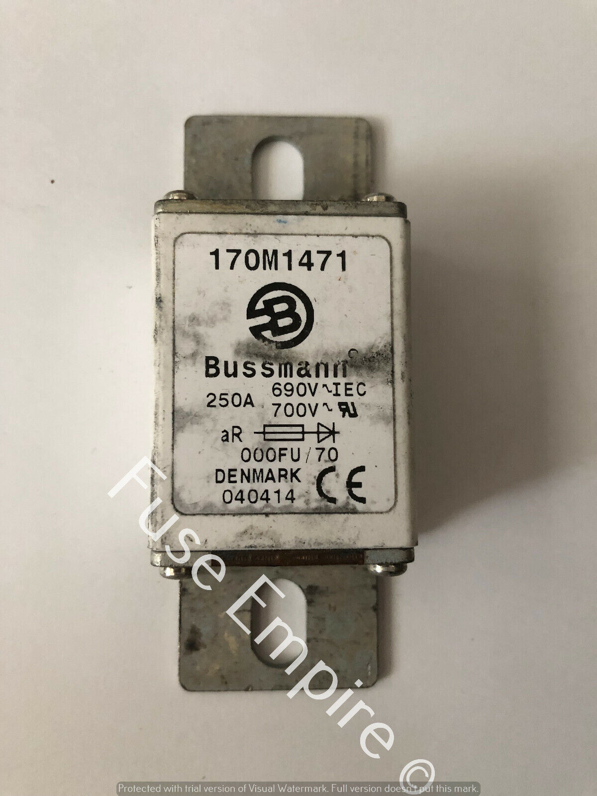 NEW no box Bussmann 170M1471 Semiconductor Square Body Fuses 250A 700V