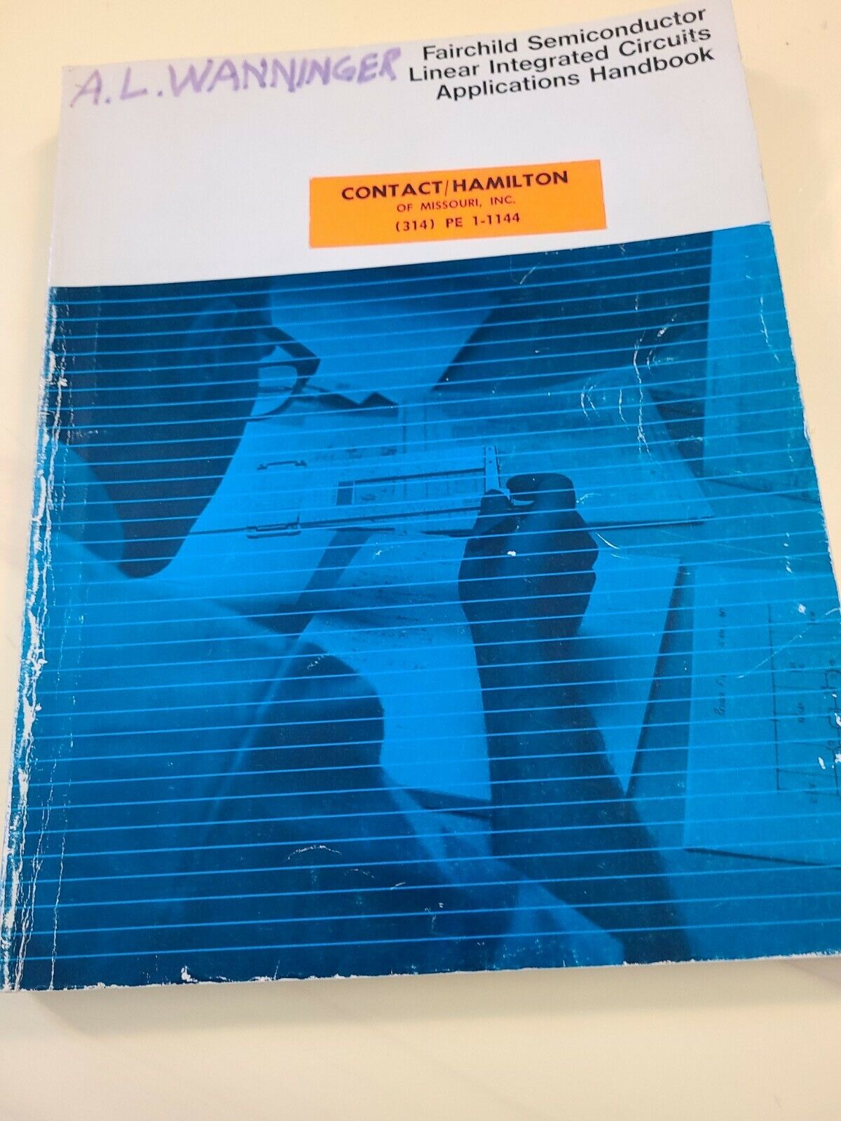 FAIRCHILD SEMICONDUCTOR LINEAR INTEGRATED CIRCUITS APPILCATIONS HANDBOOK RARE 