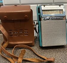 Vintage Realtone 9 Transistor Radio, Turquoise w/ Case picture