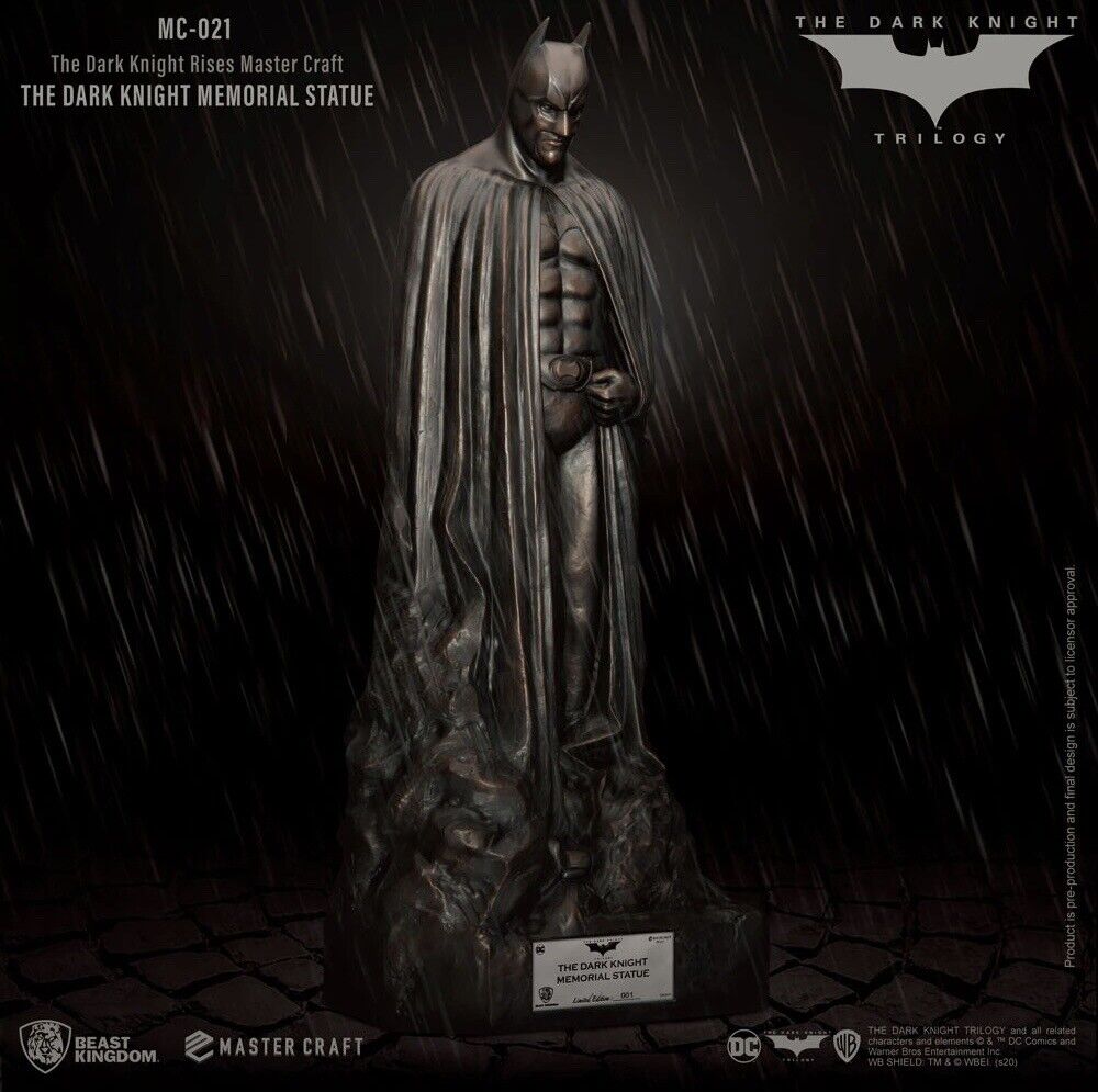 Dark Knight - Memorial Statue