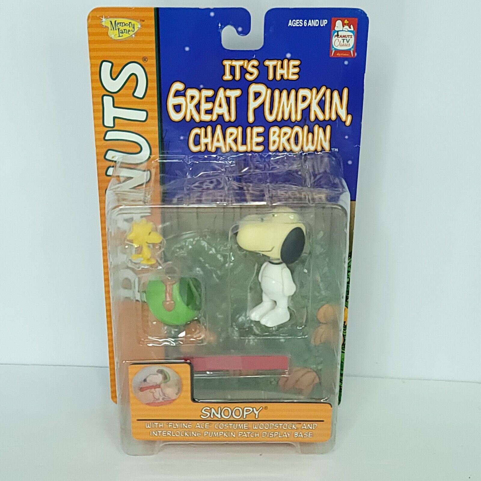 Peanuts It’s A Great Pumpkin Charlie Brown Snoopy and Woodstock Memory Lane New