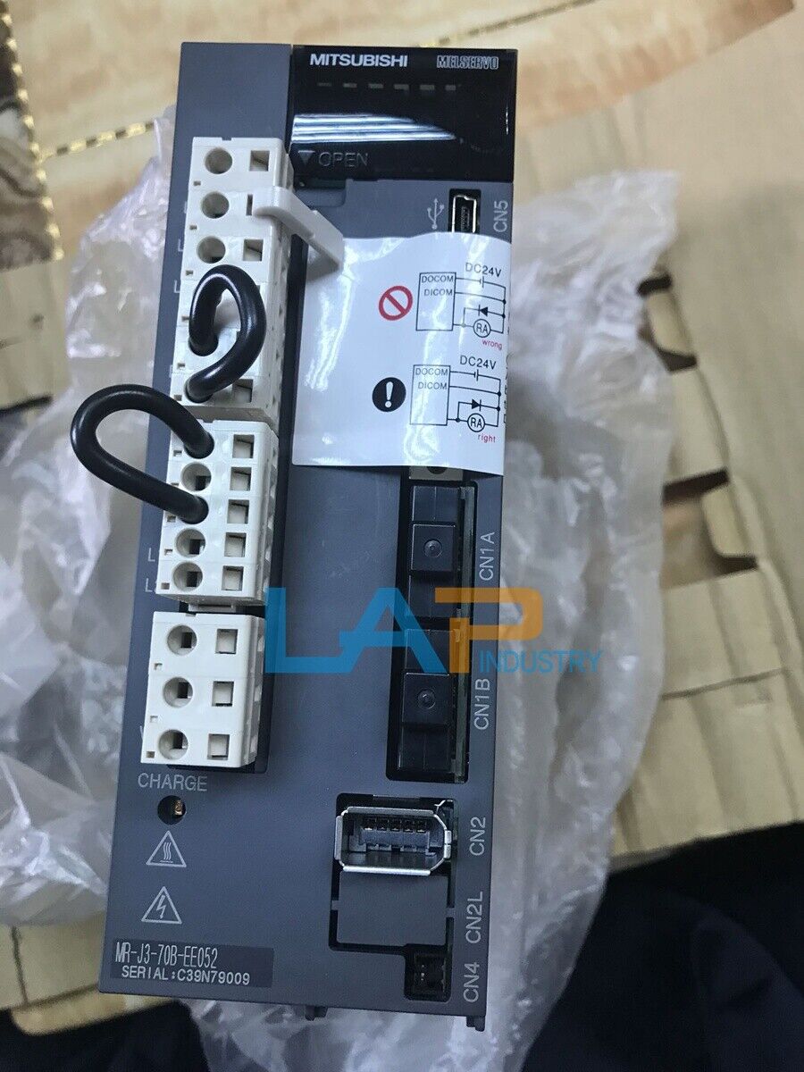 1PCS NEW in box FOR Mitsubishi Server Driver MR-J3-70B-EE052 750W 170V 5.8A