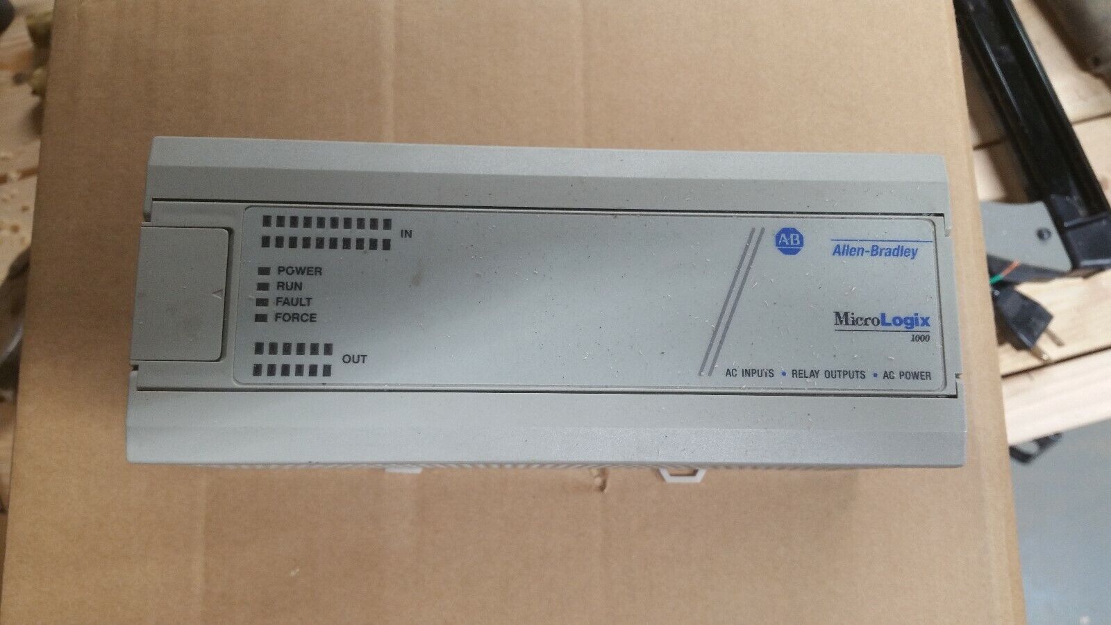 Allen Bradley 1761-L32AWA MicroLogix 1000 Controller , Series E , FRN 1.0