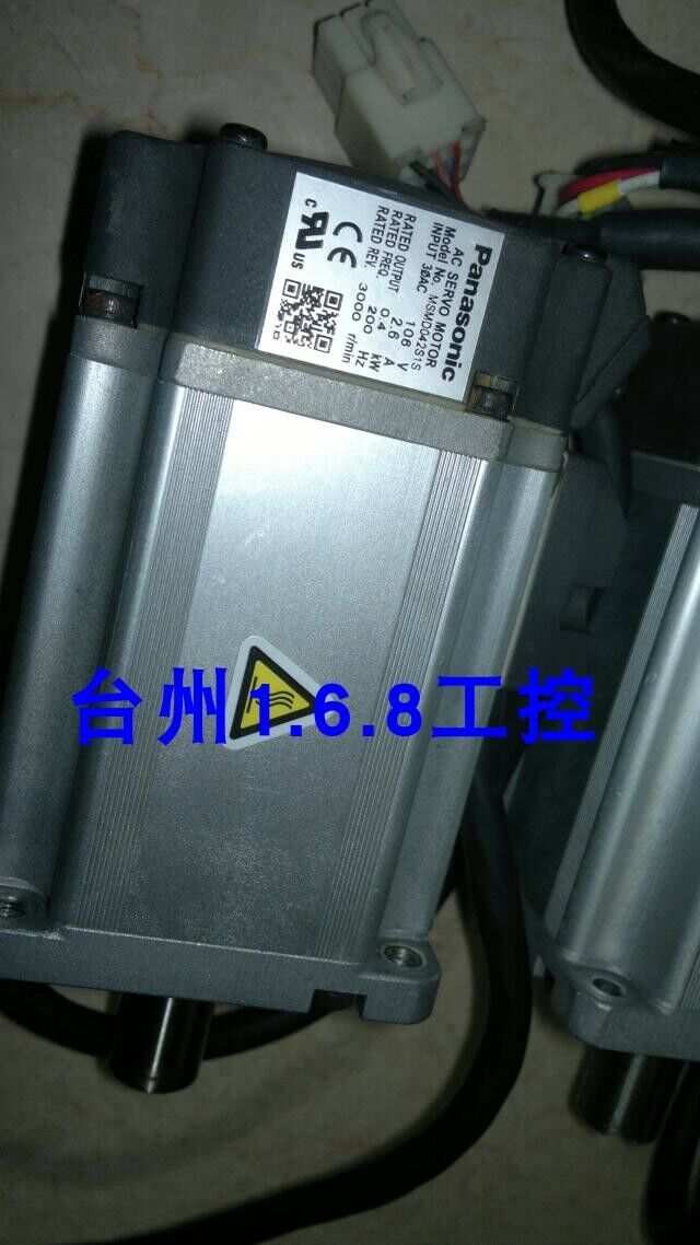 1PC USED  Panasonic servo motor  MSMD042S1S 