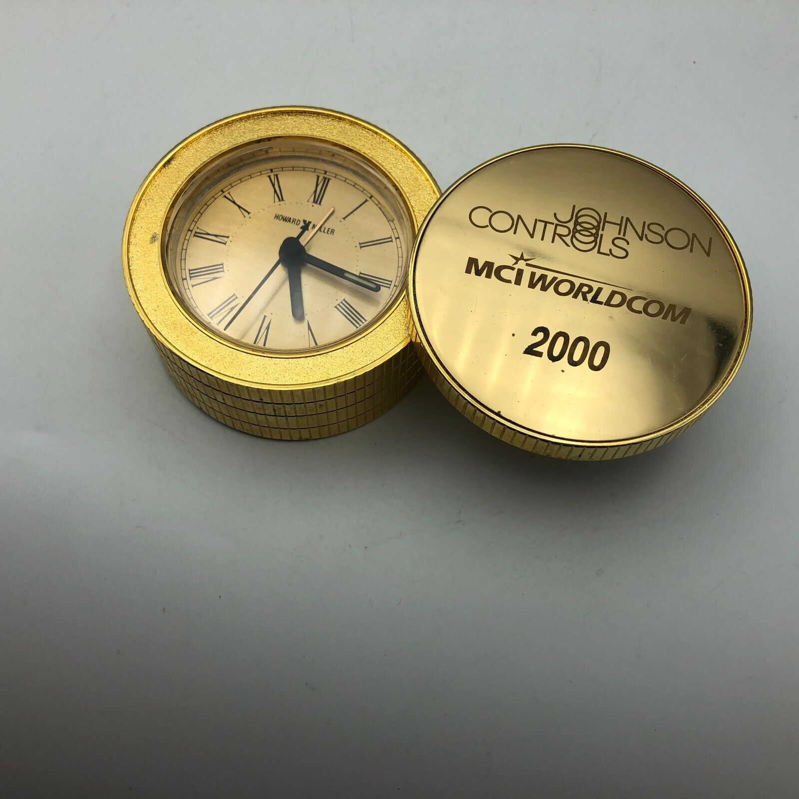 2000 Johnson Controls Howard Miller Slide Top Clock Paperweight AS IS  Q1 