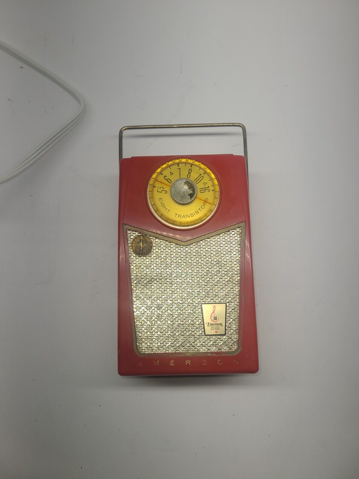 1957 Emerson 8 Transistor Radio Model 888 