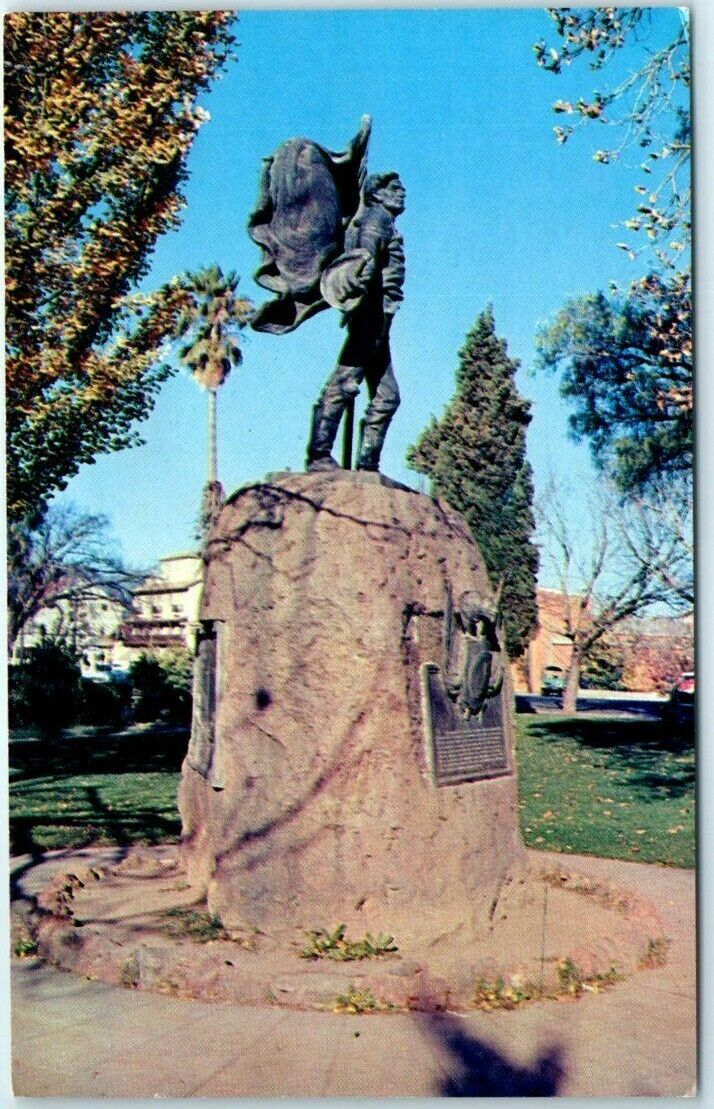 Postcard - Monument To The Raising Of The Bear Flag - Sonoma, California