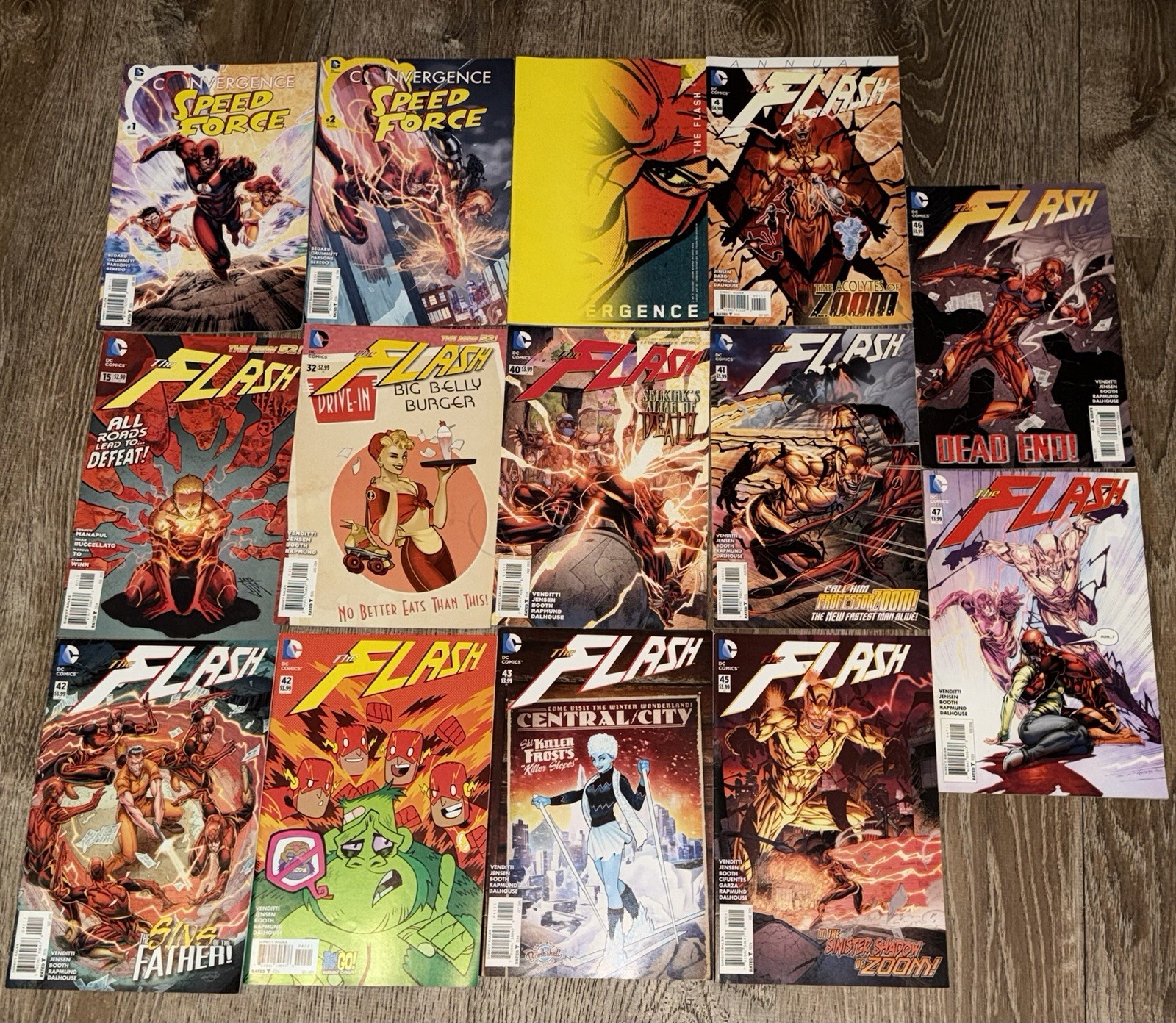 The Flash & Convergence Comic Book Lot of 14 DC Comics Preowned in VGUC