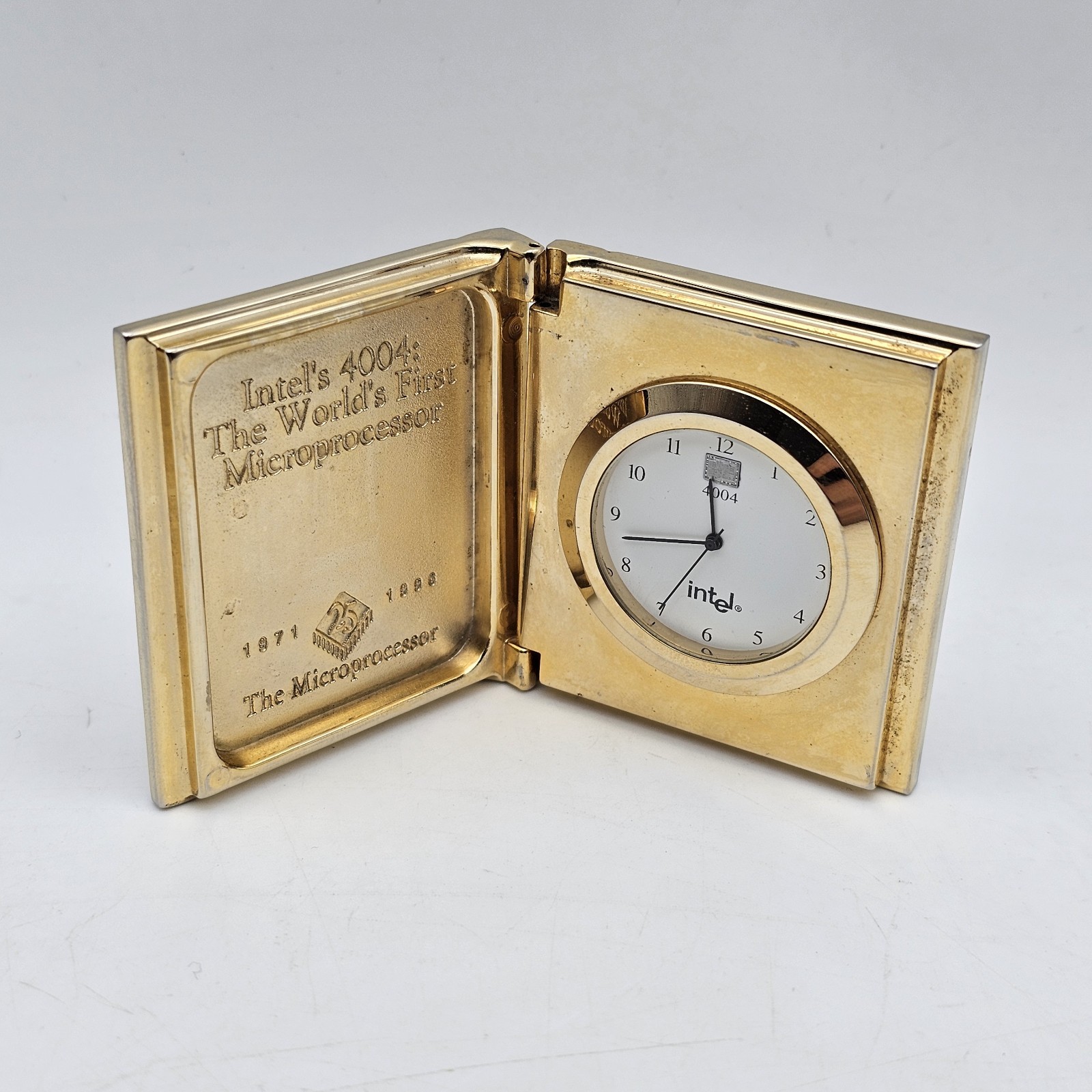 First Cpu Clock Intel 4004 CPU Clock 25th Anniversary of World's First Processor ...