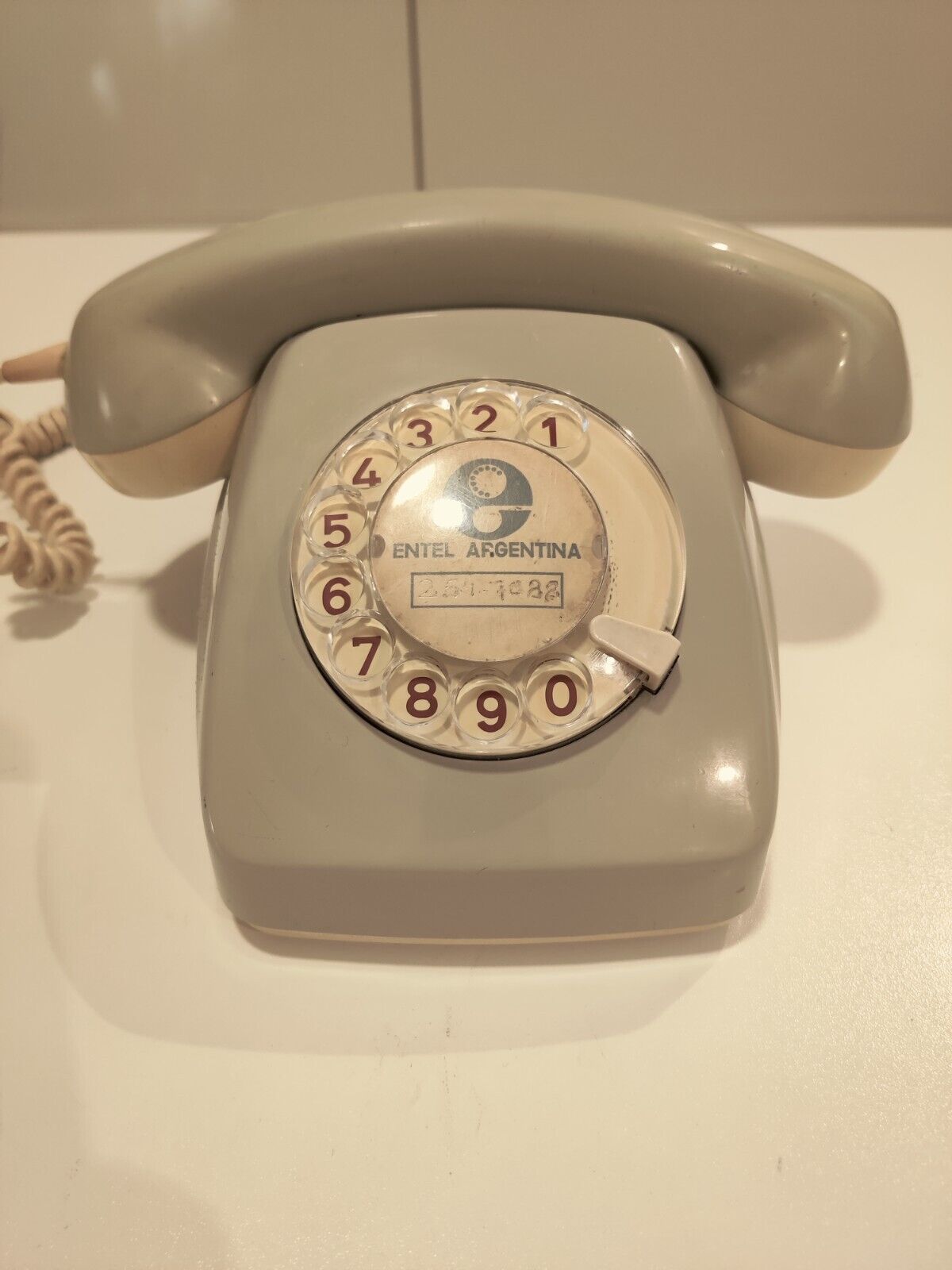 SIEMENS ROTARY TELEPHONE TLF 300. VINTAGE. SPACE AGE 1970s