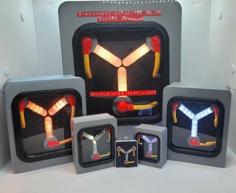 Back to the Future Flux Capacitor flashing lights