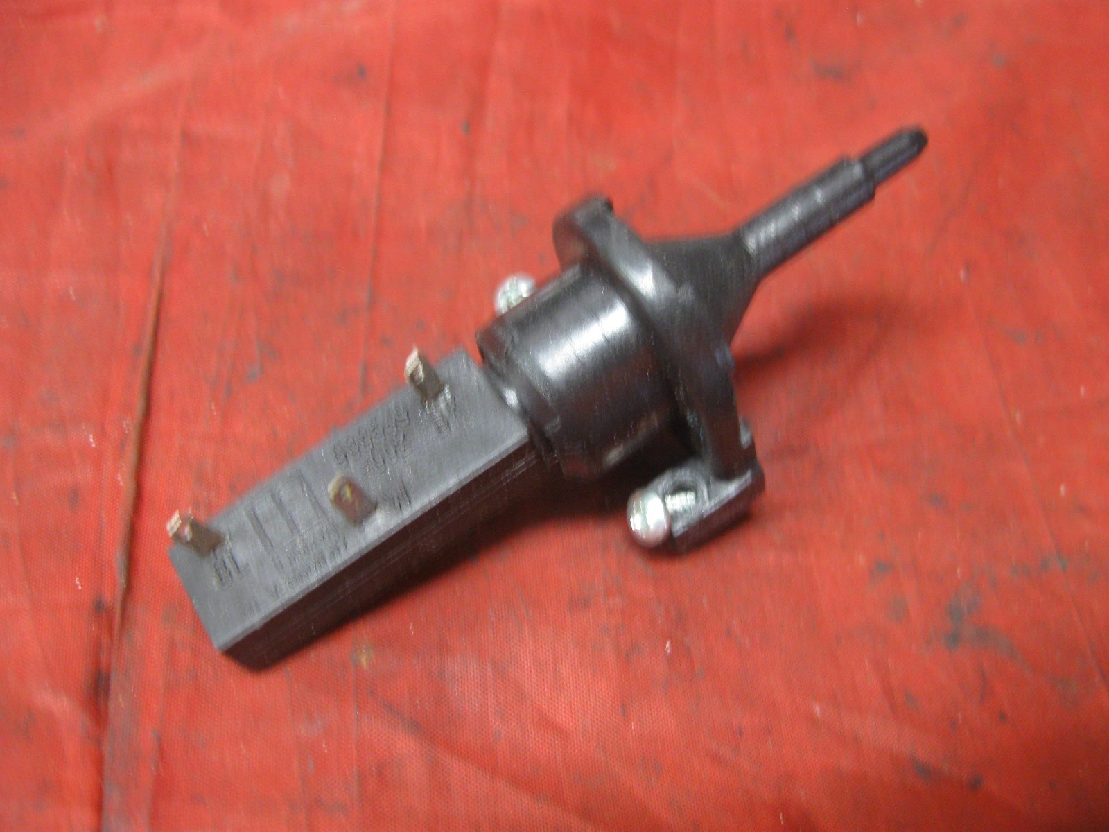 Singer 6233 Sewing Machine Parts Air Transducer Cotroller For Foot Pedal VINTAGE Singer 6233 Sewing Machine Parts Air Transducer Cotroller For Foot Pedal VINTAGE