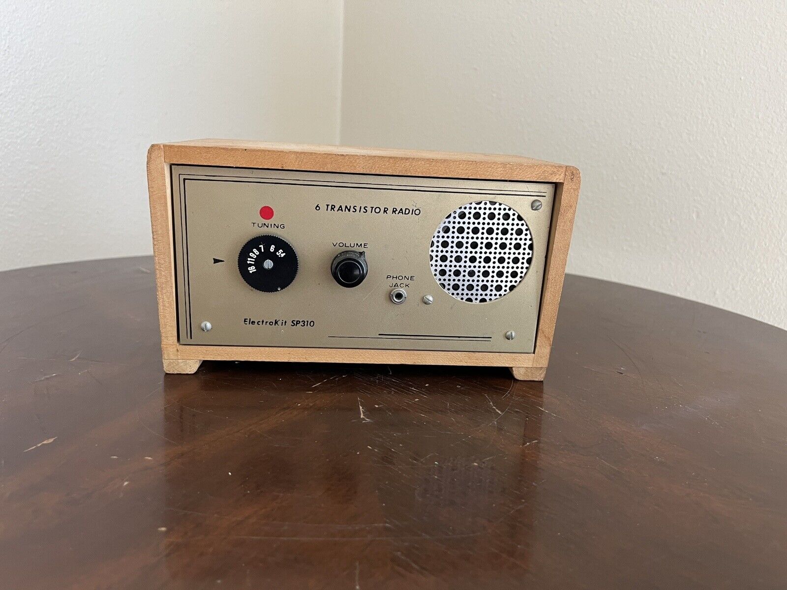 ElectroKit SP310 6 Transistor Radio