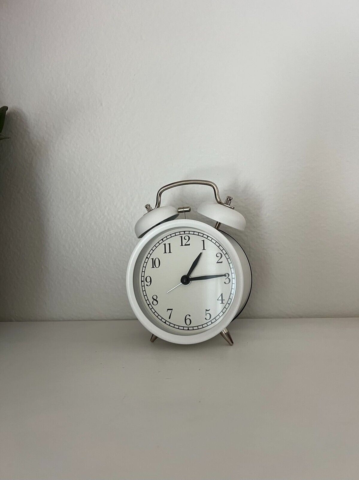 DEKADAlarm clock, low-voltage/white, 4\