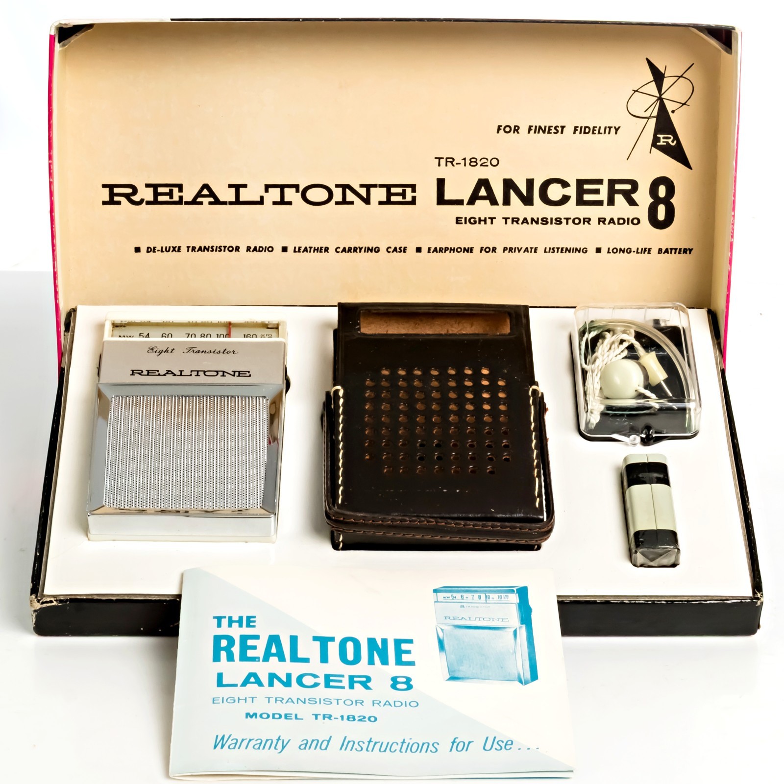 Realtone Lancer 8 TR-1820 - Eight Transistor Radio in Box - PRISTINE LOOK Realtone Lancer 8 TR-1820 - Eight Transistor Radio in Box - PRISTINE LOOK