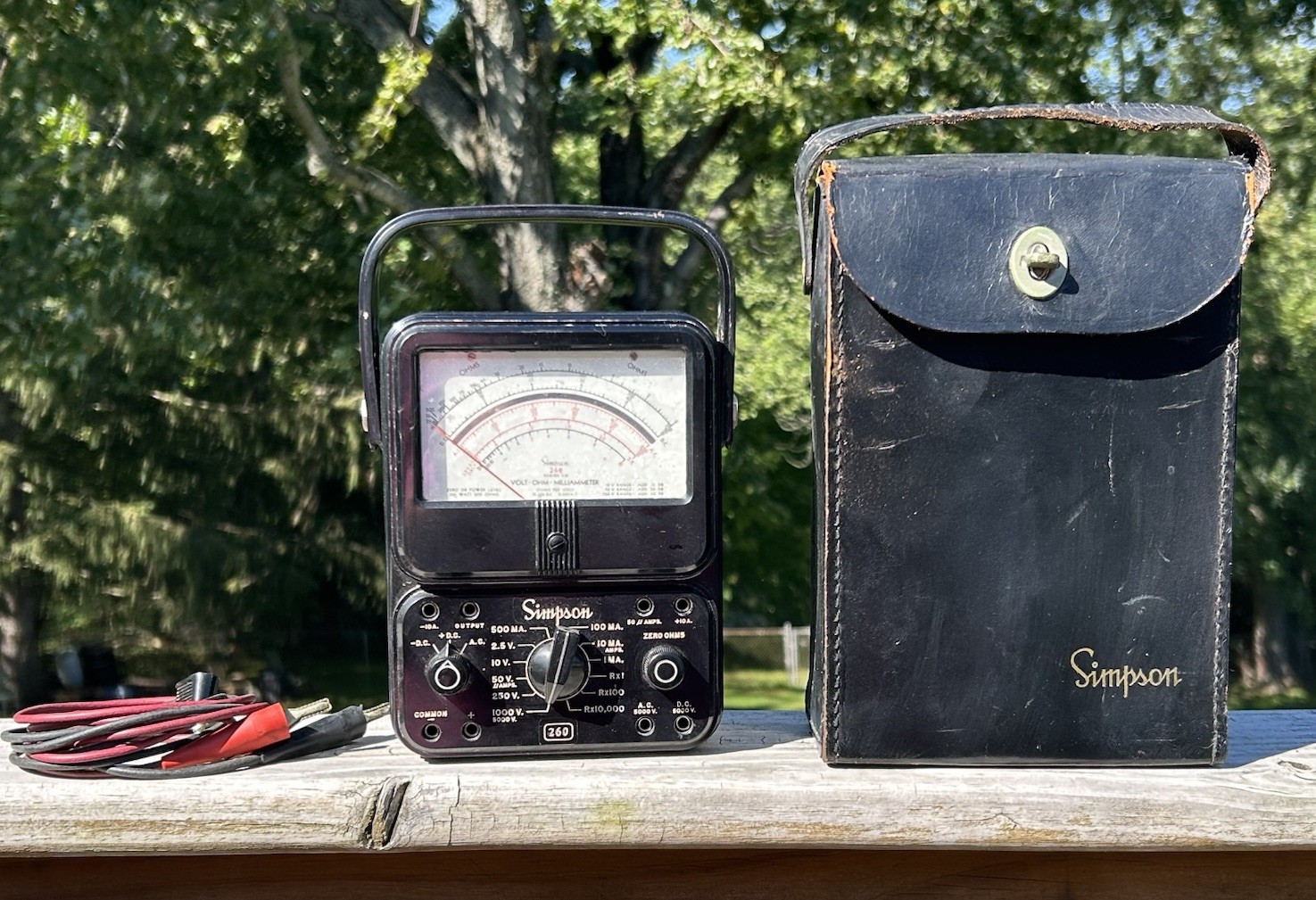 VTG SIMPSON Model 260 VOLT-OHM Milliameter Analog Meter W/Case Decor Display VTG SIMPSON Model 260 VOLT-OHM Milliameter Analog Meter W/Case Decor Display
