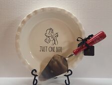 Snow White Disney Princess Just One Bite Pie Plate with Server Rae Dunn NEW picture