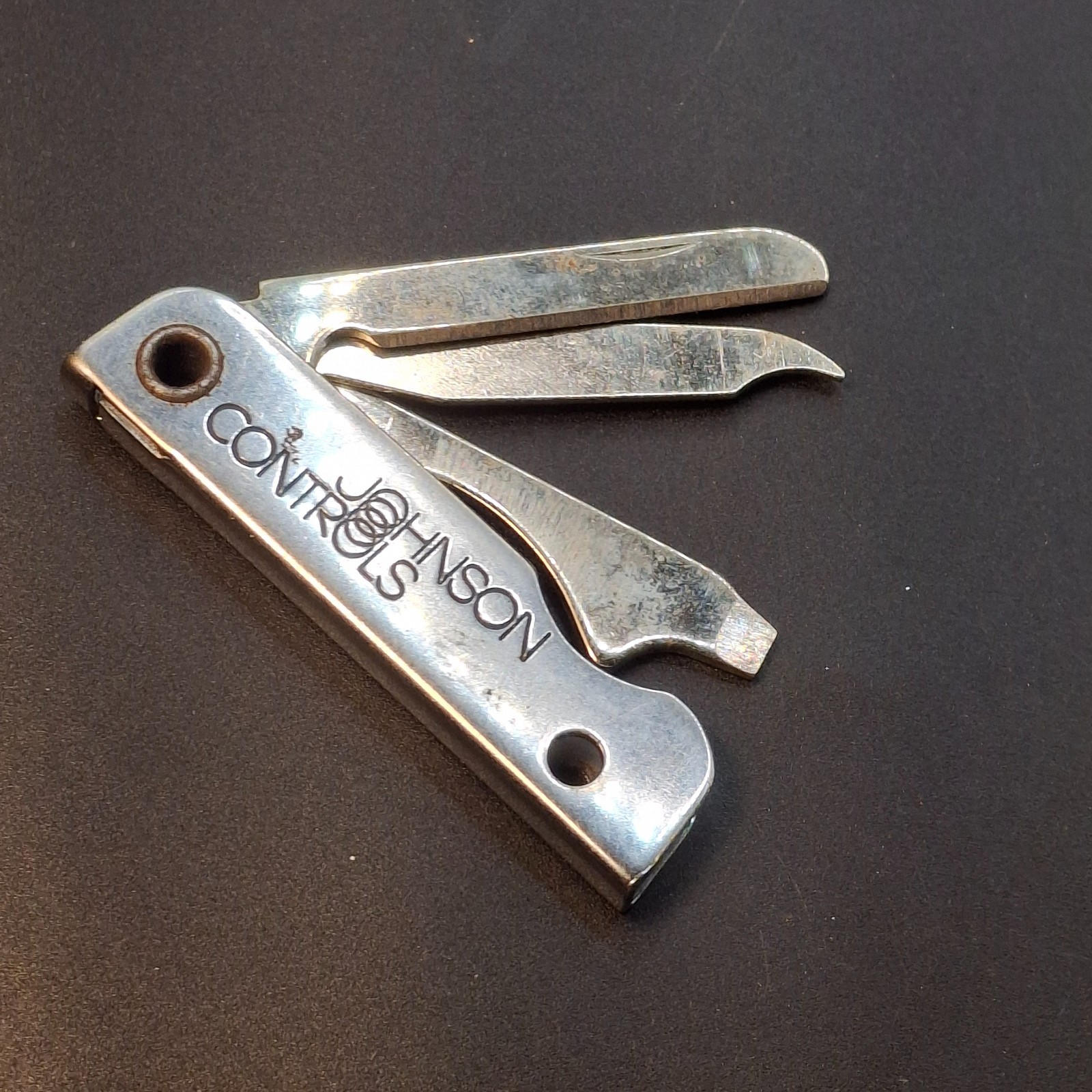 Vintage Johnson Controls Basset Pocket Knife File, Bottle Opener. Vintage Johnson Controls Basset Pocket Knife File, Bottle Opener.