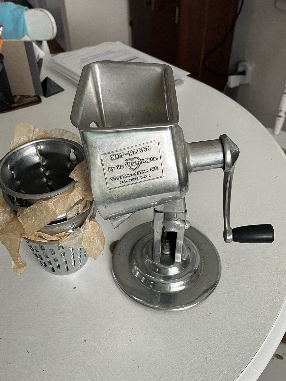 Vintage Kut-Kleen Manual Food Processor Slicer Grater by De Hart Mfg. w 4 Blades