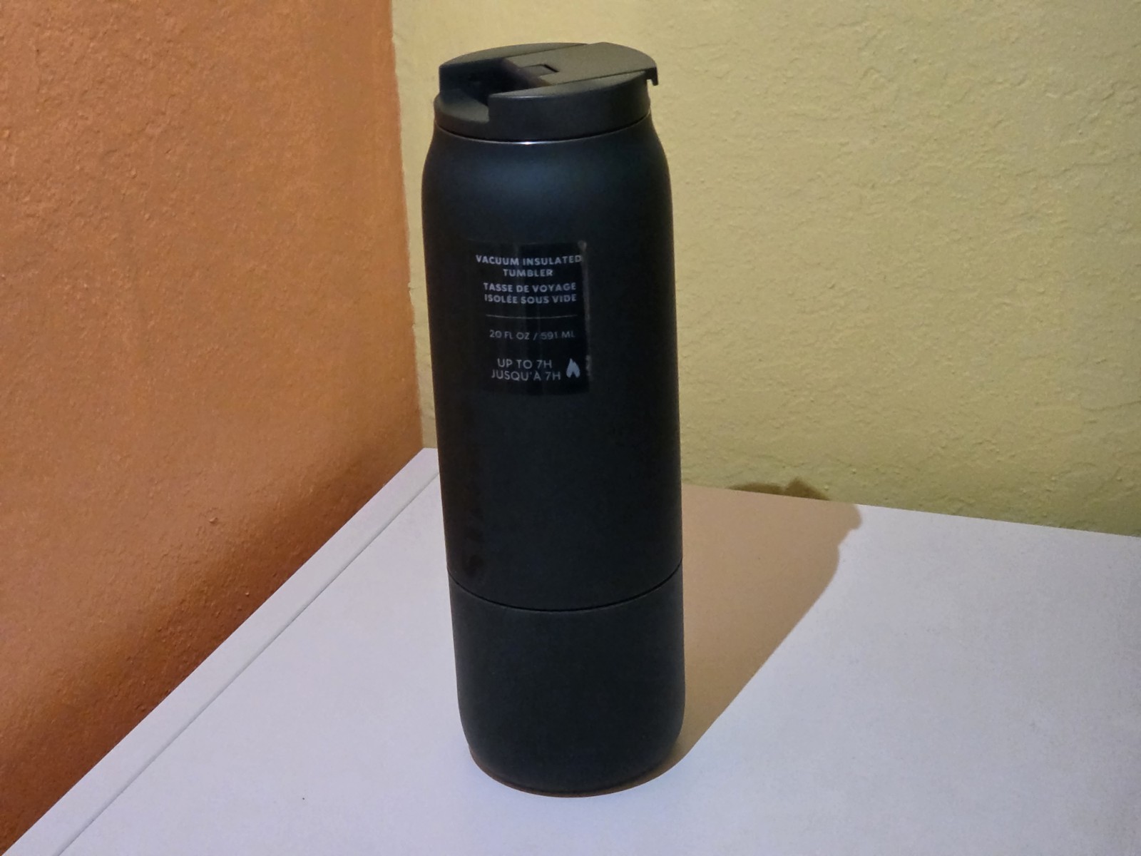 New Starbucks vacuum insulated Matte Green Vacuum Stainless Steel Tumbler 20oz New Starbucks vacuum insulated Matte Green Vacuum Stainless Steel Tumbler 20oz