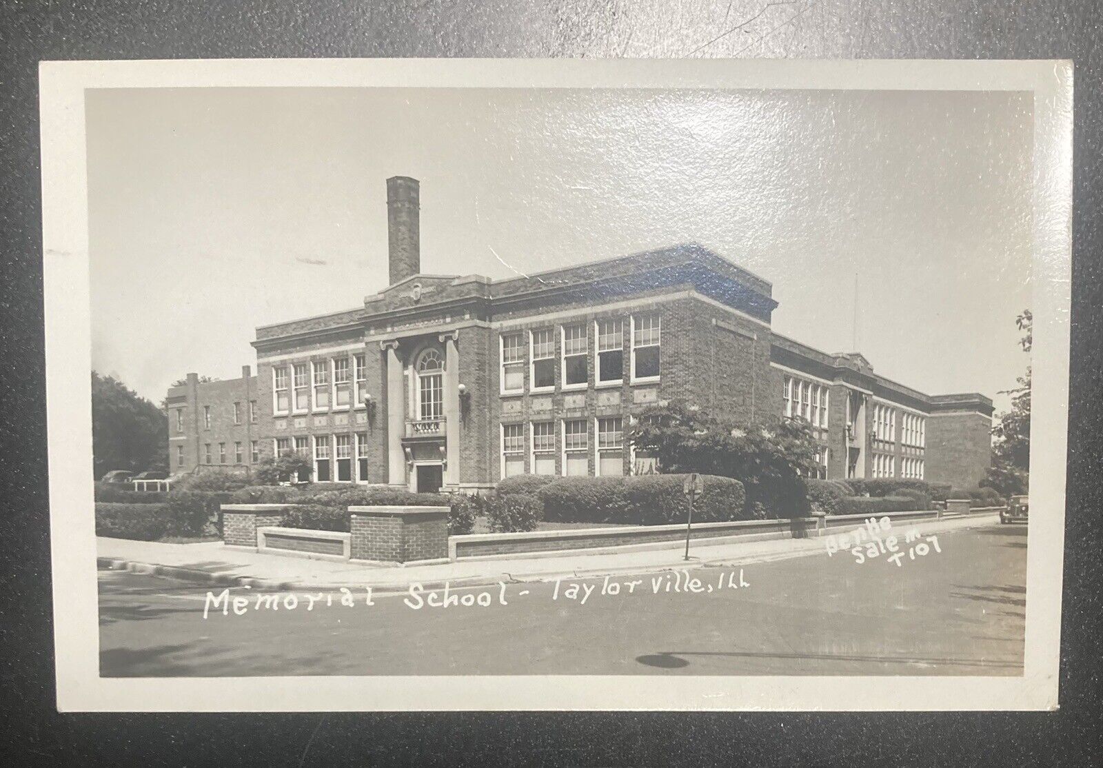 Taylorville Illinois Memorial School Postcard PM-1950