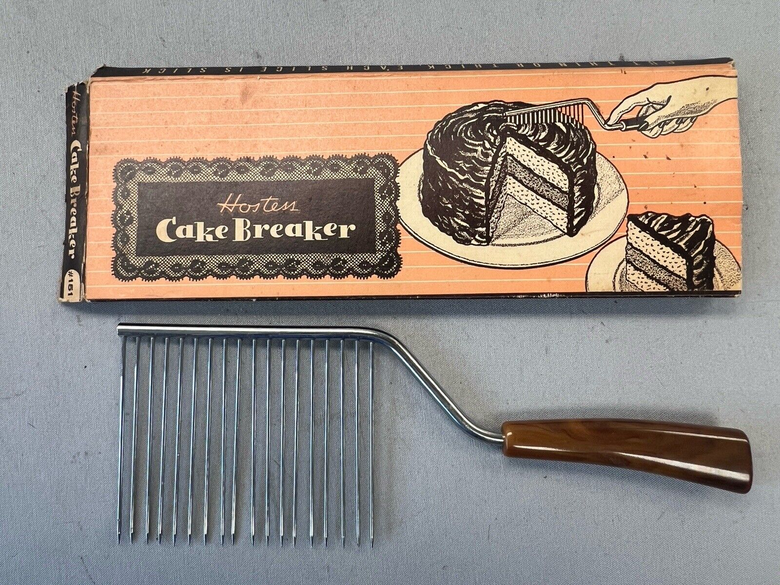 Vintage 1950s Hostess Cake Breaker Cutter Server in Original Box Bakelite Handle