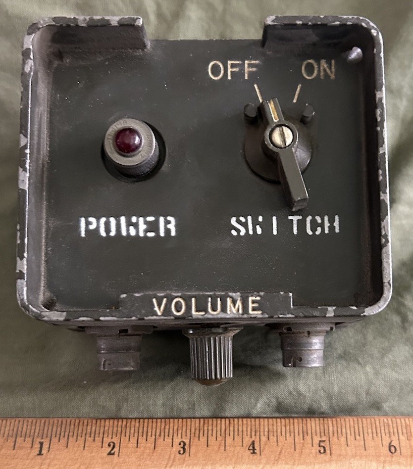 Vintage 1970s US Army OD Green AMPLIFIER AM-4949/U Untested Radio / Comm / Audio Vintage 1970s US Army OD Green AMPLIFIER AM-4949/U Untested Radio / Comm / Audio