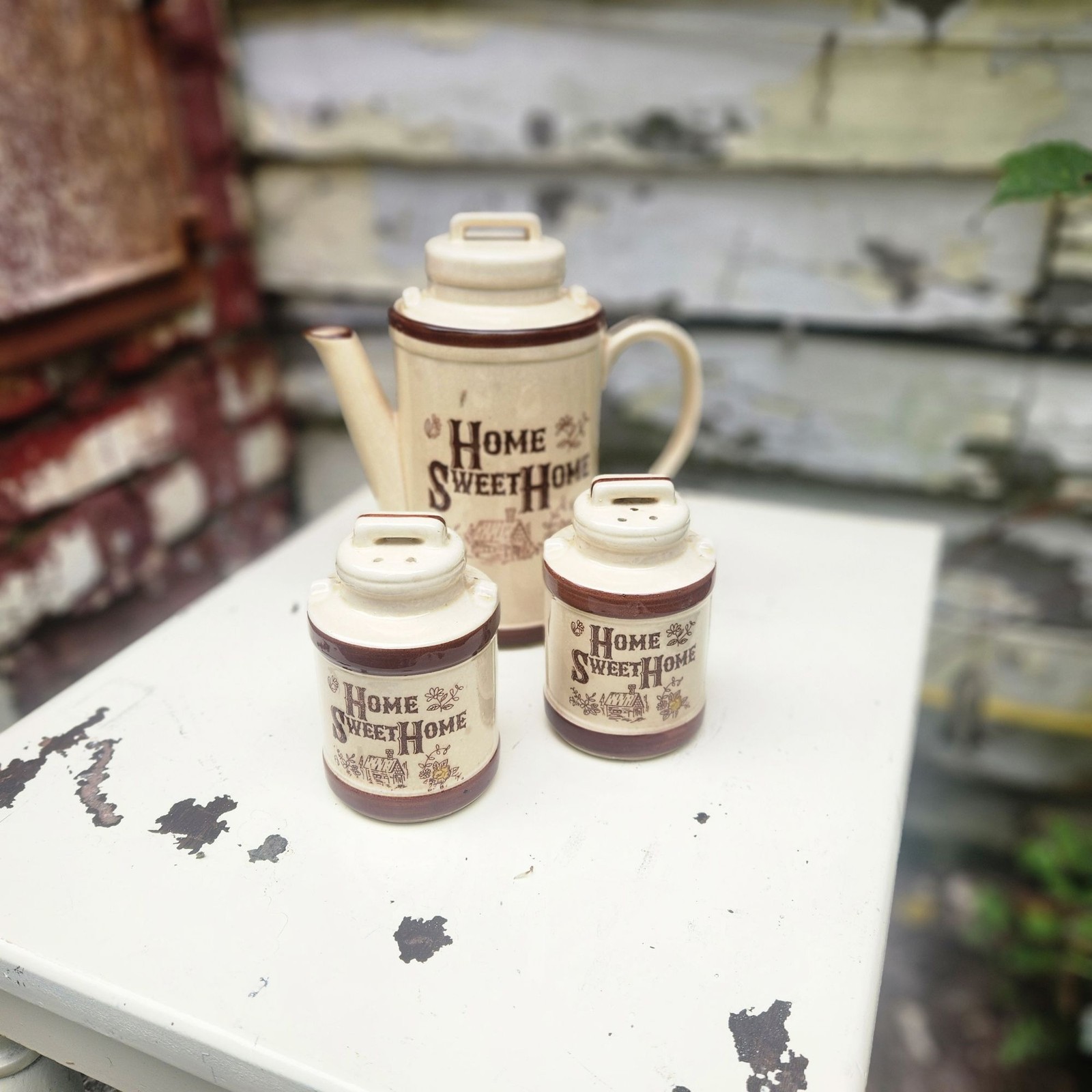 Vintage Ceramic \"Home Sweet Home\" Coffee Pot & Salt/Pepper Shaker Set ...