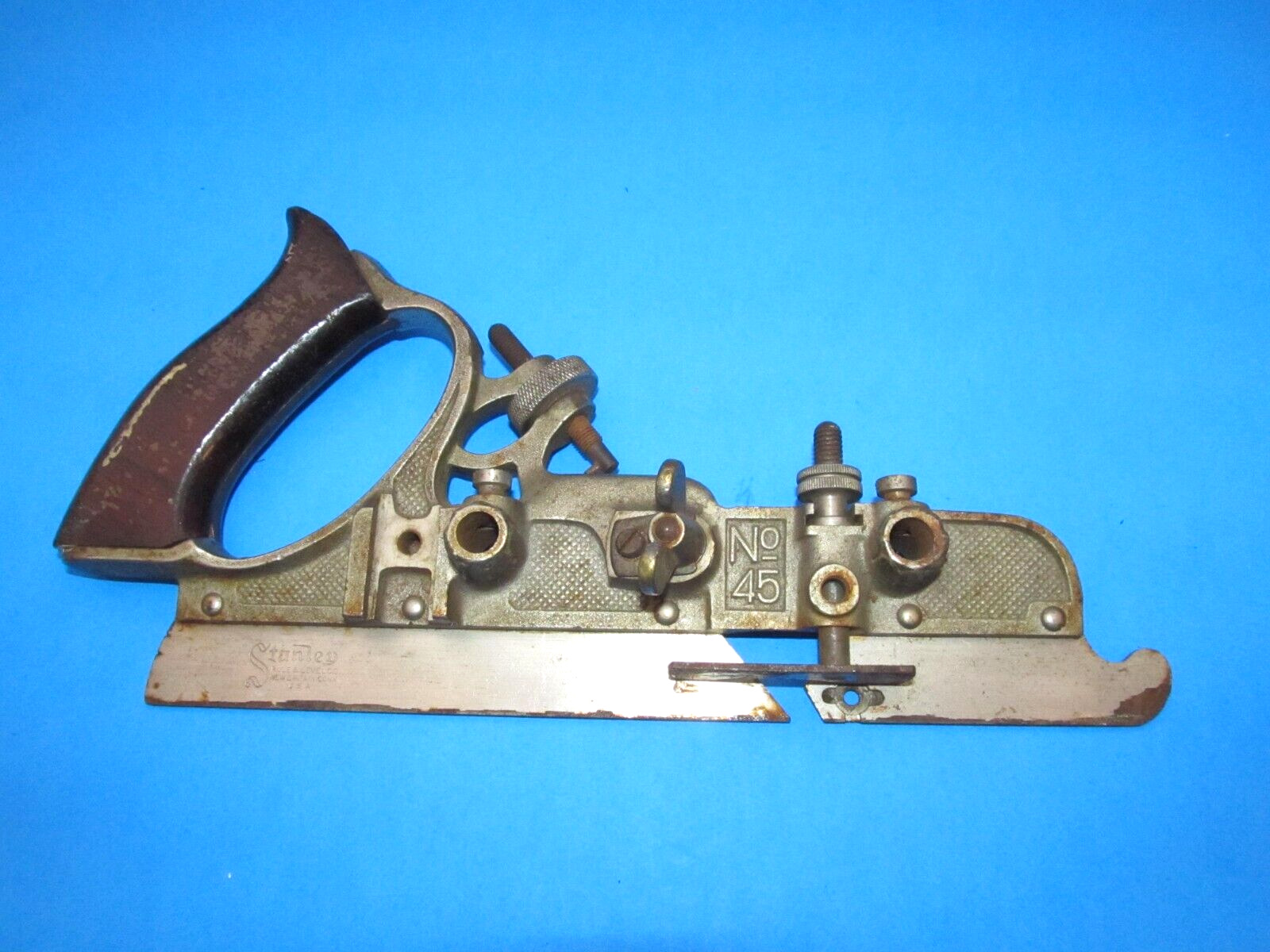 parts - main frame or body w/ depth stop & screws for Stanley No 45 wood plane