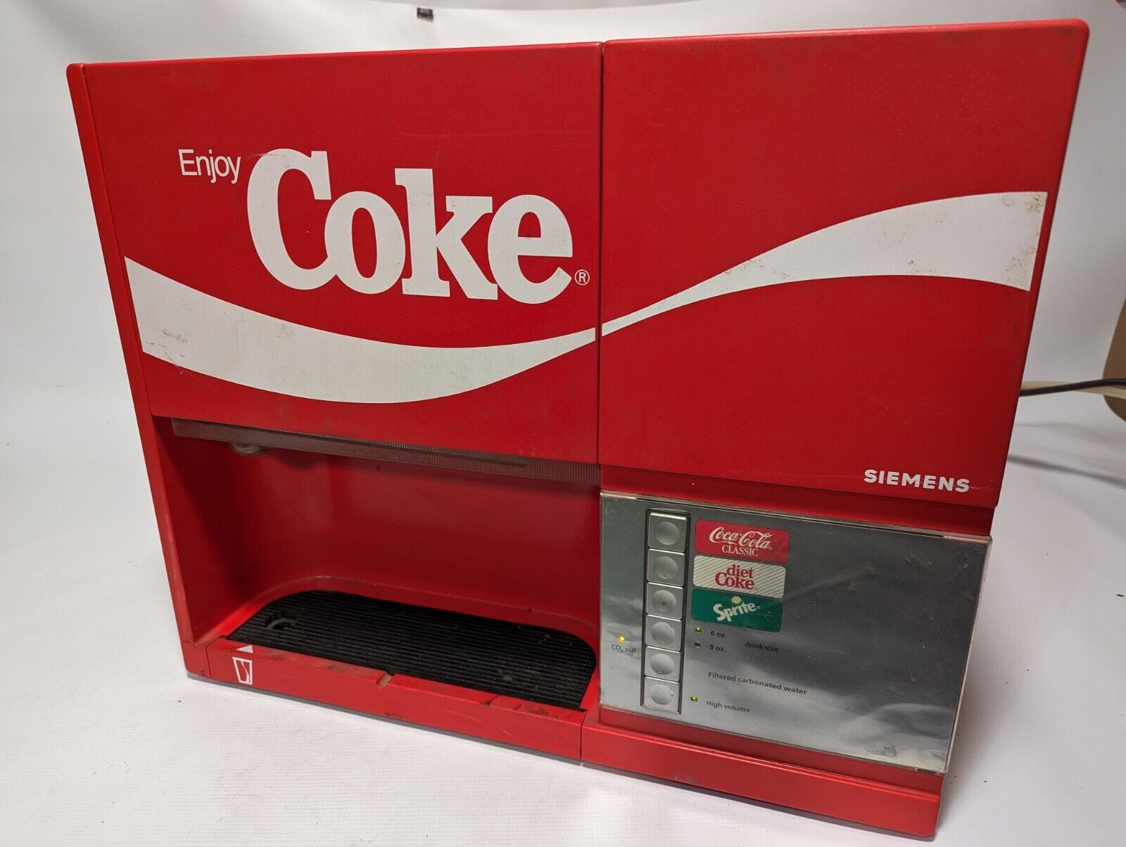Coke Coca-Cola branded Siemens GA 3000 beverage cooler dispenser