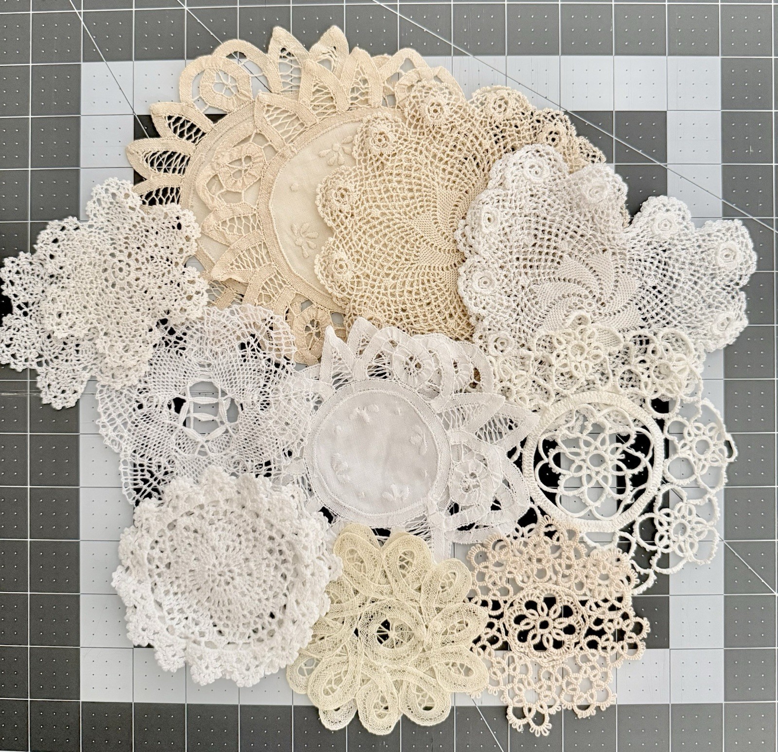 Lot 18 Vintage Crochet Lace Doilies Handmade Mixed Ivory/White Ephemera Crafts Lot 18 Vintage Crochet Lace Doilies Handmade Mixed Ivory/White Ephemera Crafts