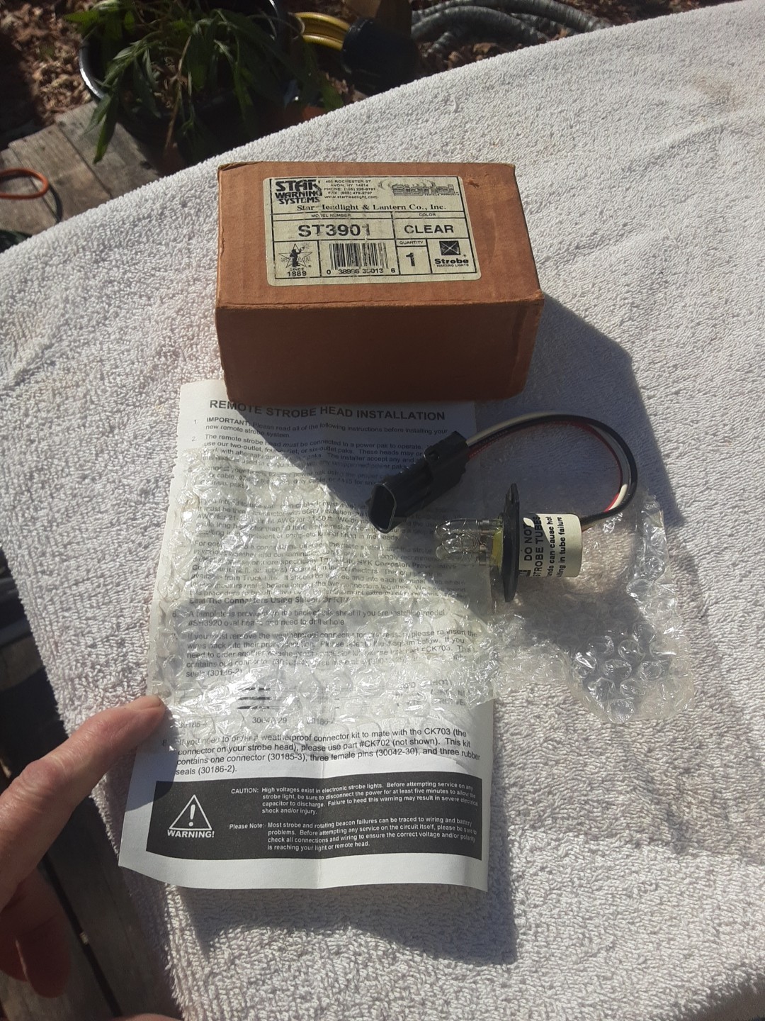 Star SVP Light Bar Xeon Strobe Bulb Model ST3901 Clear Star Warning Systems Star SVP Light Bar Xeon Strobe Bulb Model ST3901 Clear Star Warning Systems